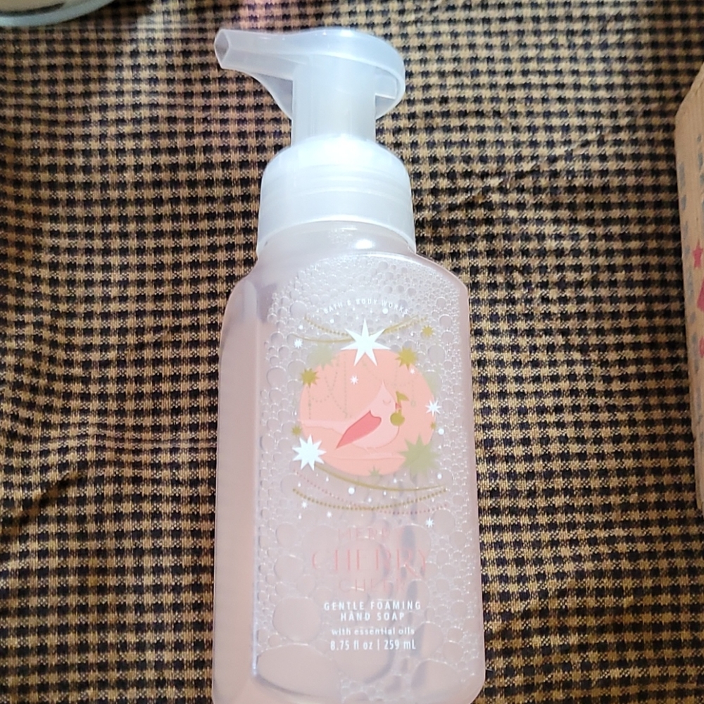 Bath and body Foaming Hand soap